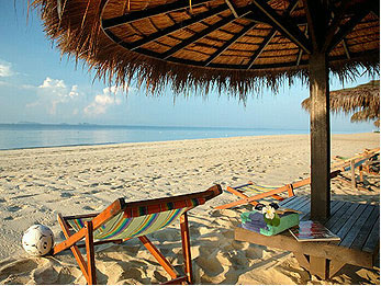 Novotel Rim Pae Rayong Hotel