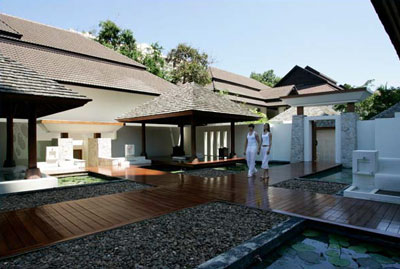 Pullman Pattaya Aisawan Hotel