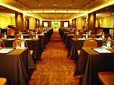 Holiday Inn Silom Hotel Bangkok