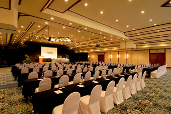 Le Meridien Phuket Beach Resort