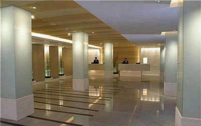 Holiday Inn Ploenchit Bangkok Hotel