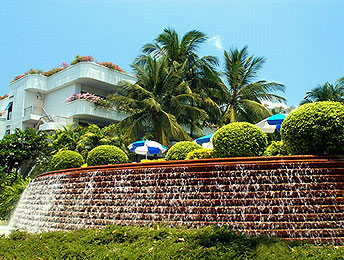 Novotel Rim Pae Rayong Hotel