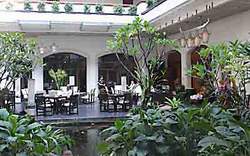 Four Seasons Hotel Bangkok