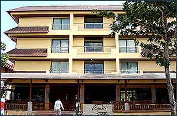 Nora Lakeview Hotel Koh Samui