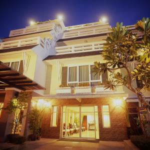Nilly's Marina Inn Hotel Phuket