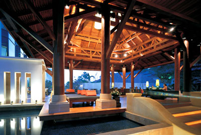 Pullman Pattaya Aisawan Hotel