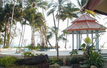 Koh Chang Paradise Resort