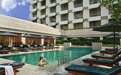Holiday Inn Ploenchit Bangkok Hotel Pool Picture Holiday Inn Ploenchit Bangkok Hotel Pool Picture