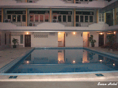 Swan Hotel Bangkok Pool Picture