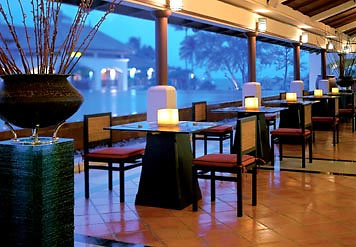 JW Marriott Phuket Resort and Spa Restaurant Picture