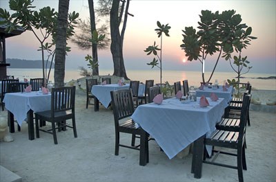 Khao Lak Seaview Resort and Spa Restaurant Picture