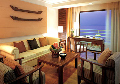 Pullman Pattaya Aisawan Hotel