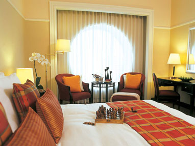 Holiday Inn Silom Hotel Bangkok
