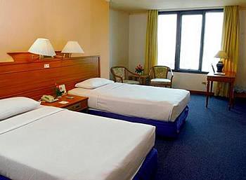 Bangkok Cha-Da Hotel Room Picture