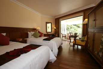 Le Meridien Phuket Beach Resort
