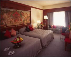 Four Seasons Hotel Bangkok