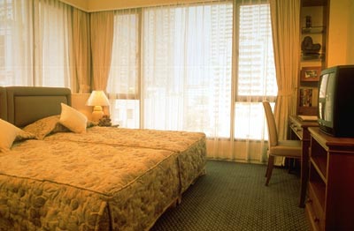 Cape House Lang Suan Serviced Apartments Hotel Bangkok Room Picture