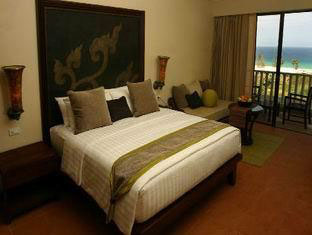 Movenpick Resort and Spa Karon Beach Phuket