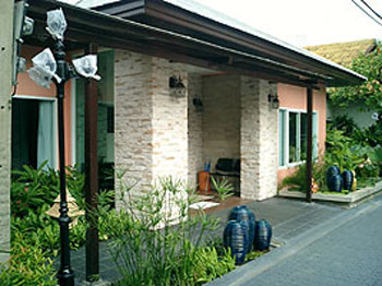 Bangkok Rama Hotel (Baan Siri)